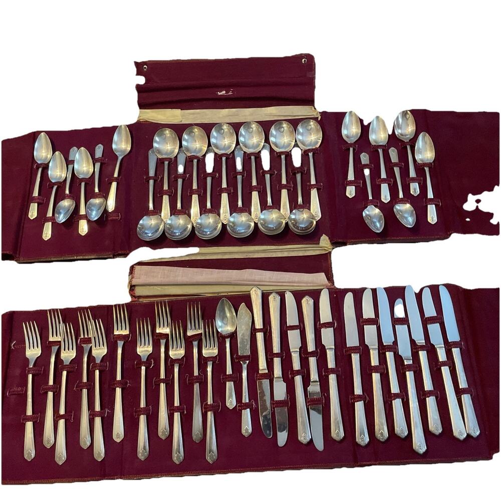 Vintage 1881 ROGERS MCM 1930s Triple Chevron Oneida 49 Piece AA Heavy Silverplat